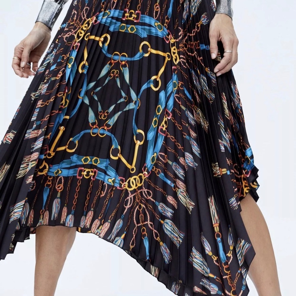 Zara Pleated chain print scarf asymmetric skirt